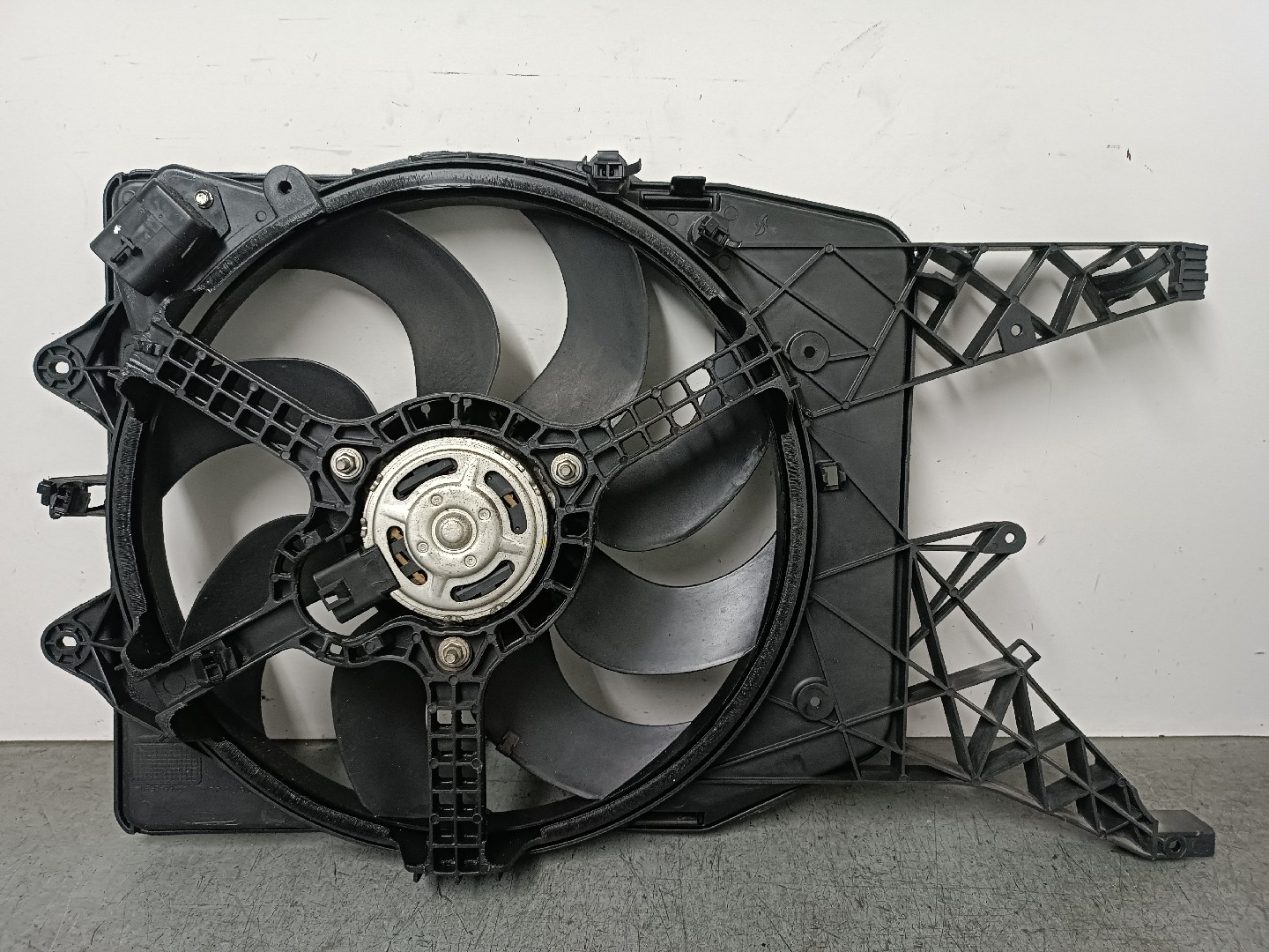 Radiator Fan OPEL CORSA D De 2006 A 2014