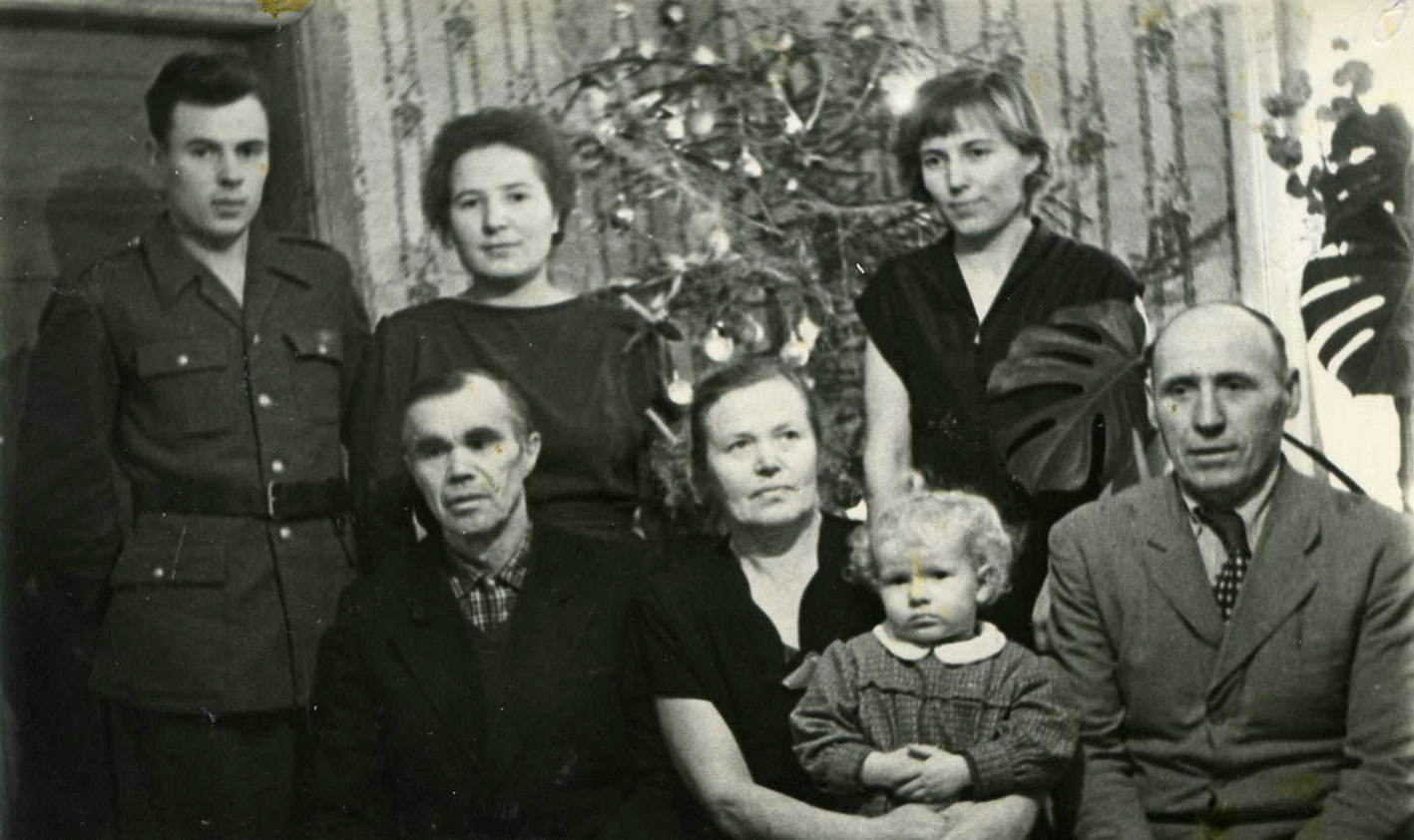 Vincas Češkevičius pas seserį Oną Jatkowską 1969 m. Seinuose | punskas.pl nuotr.