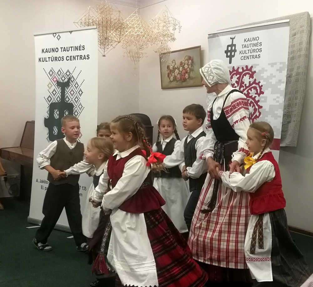 XV tarptautinę vaikų ir jaunimo folkloro šventę „Baltų raštai-2023“ | Rengėjų nuotr.