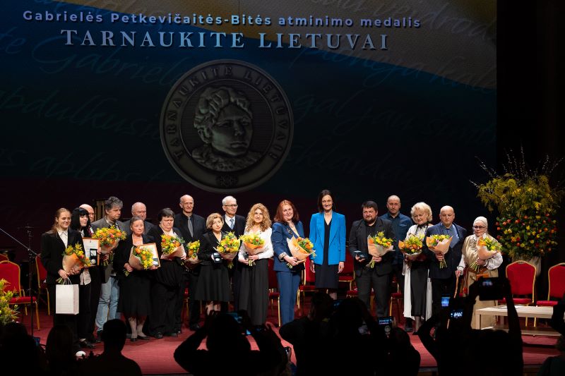 2024 m. Gabrielės Petkevičaitės-Bitės atminimo medalius „Tarnaukite Lietuvai“ įteikė Seimo Pirmininkė Viktorija Čmilytė-Nielsen | lrs.lt nuotr.