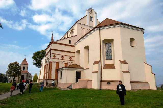 Programoje archeologinių radinių Simno bažnyčios teritorijoje paroda ir ekskursija po bažnyčią | V. Dunderio nuotr.