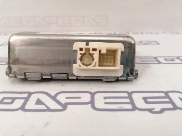 Câmera frontal MERCEDES-BENZ Classe C (W204) Imagem-2