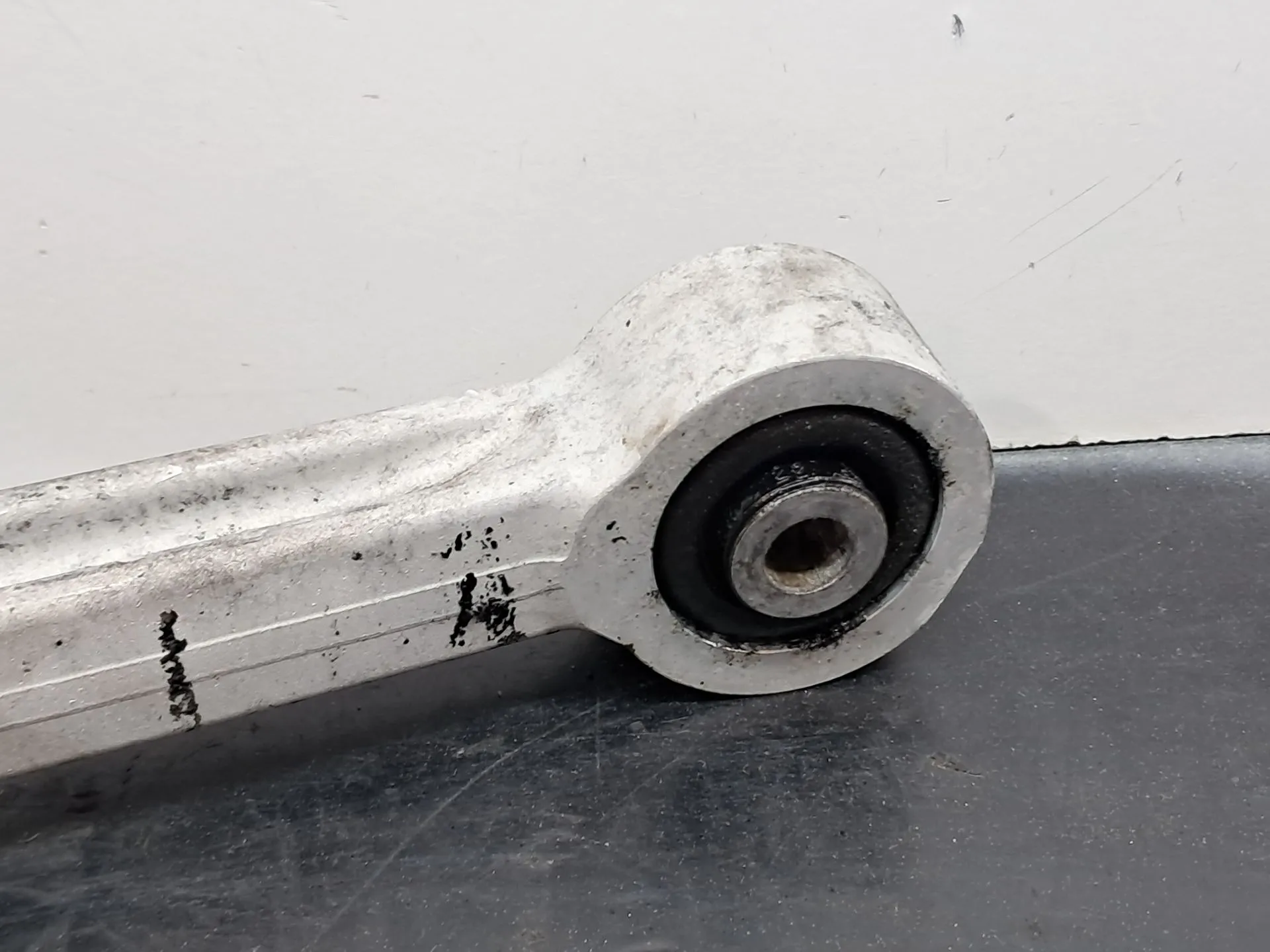 Bras de suspension arrière gauche AUDI R8 (422, 423) Imagem-2