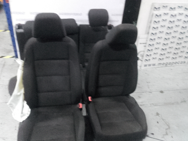 Conjunto de bancos VOLKSWAGEN Golf VI (5K1)
