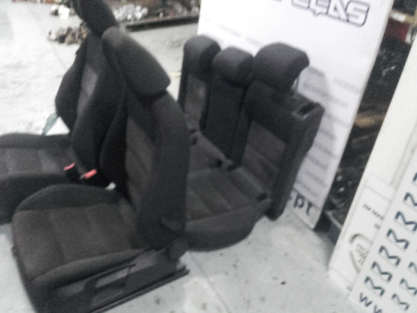 Conjunto de bancos VOLKSWAGEN Golf VI (5K1) Imagem-2