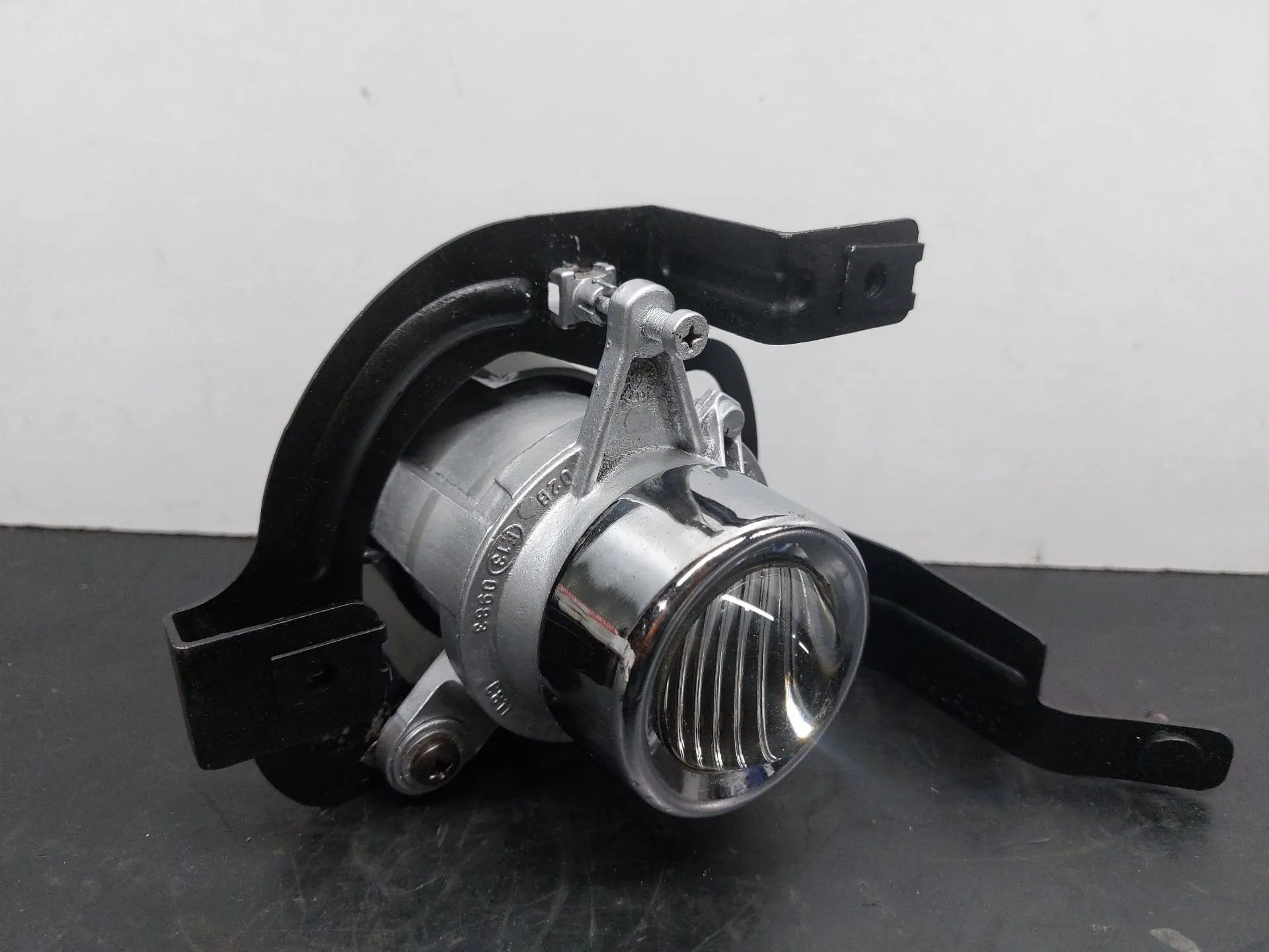 Faro antiniebla delantero izquierdo ALFA ROMEO 147 (937_)
