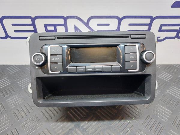 Rádio / auto-rádio VOLKSWAGEN Polo (6R, 6C)