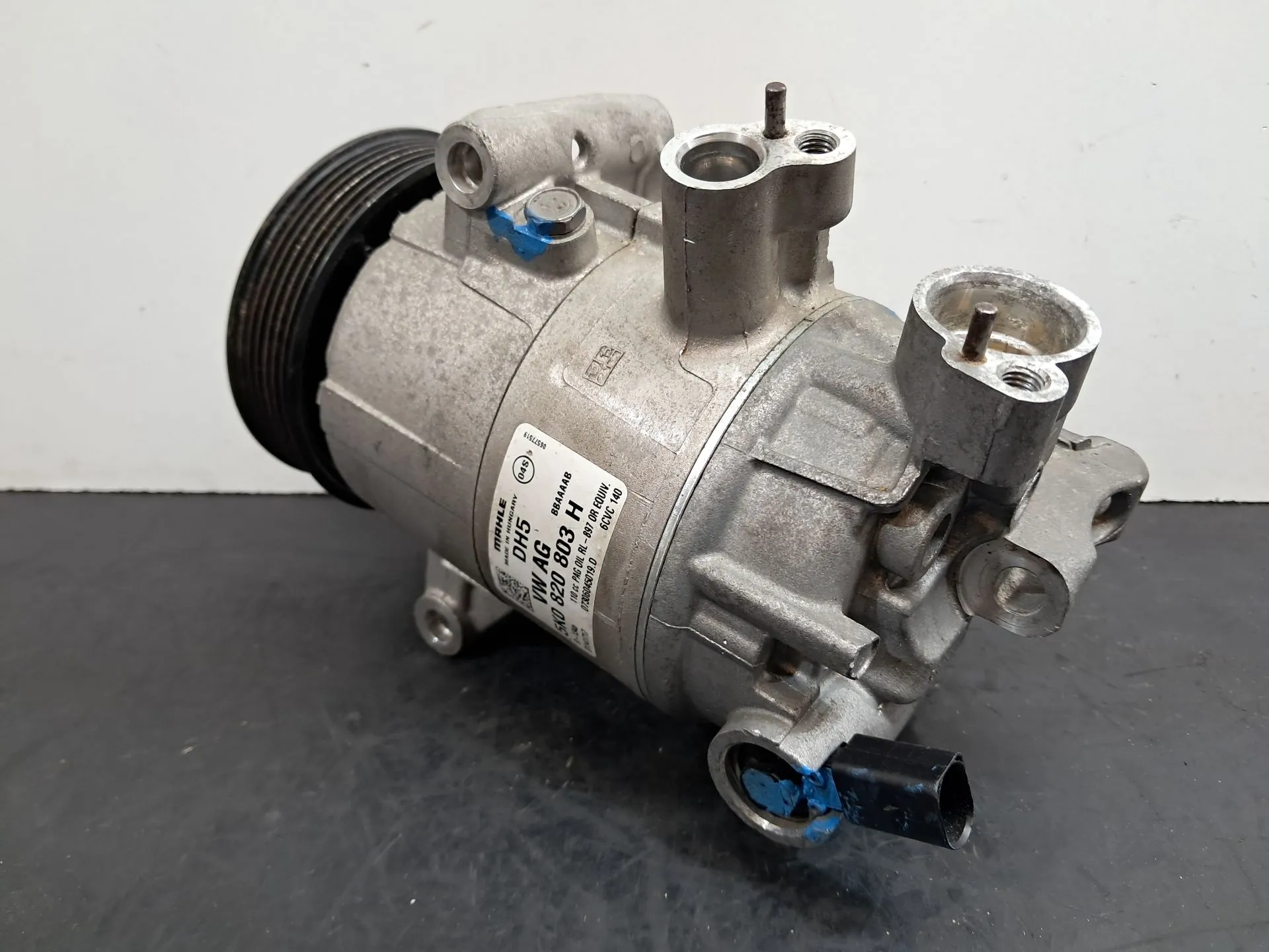 AC compressor VOLKSWAGEN Golf VI (5K1) Imagem-1