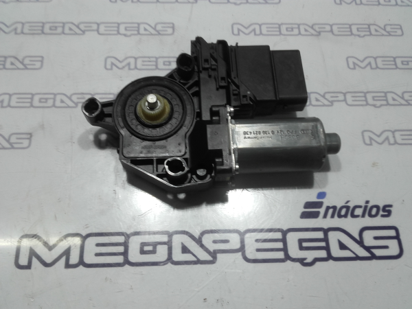 Left Rear  Door Window Regulator Motor VOLKSWAGEN Golf VI (5K1) Imagem-1