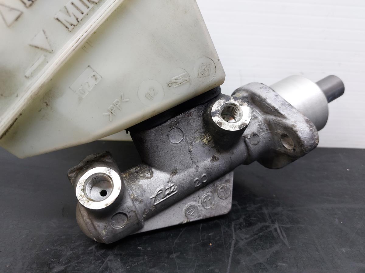Pompe centrale de frein RENAULT Clio II (BB0/1/2_, CB0/1/2_) Imagem-1