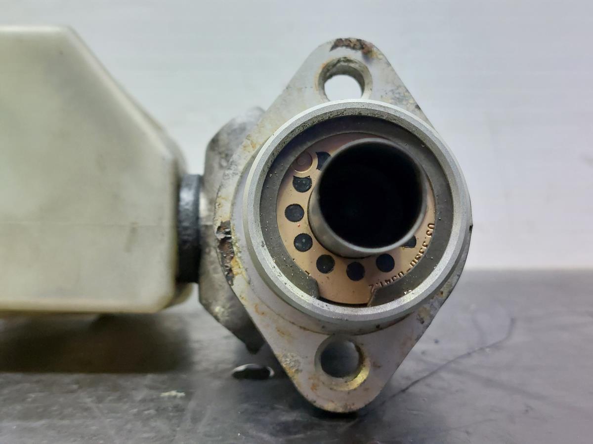 Pompe centrale de frein RENAULT Clio II (BB0/1/2_, CB0/1/2_) Imagem-4