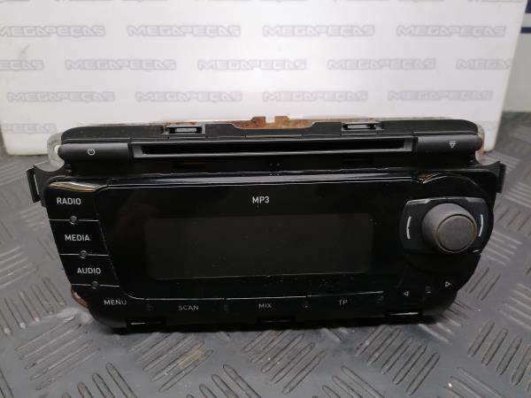 Rádio / auto-rádio SEAT Ibiza IV (6J5, 6P1)