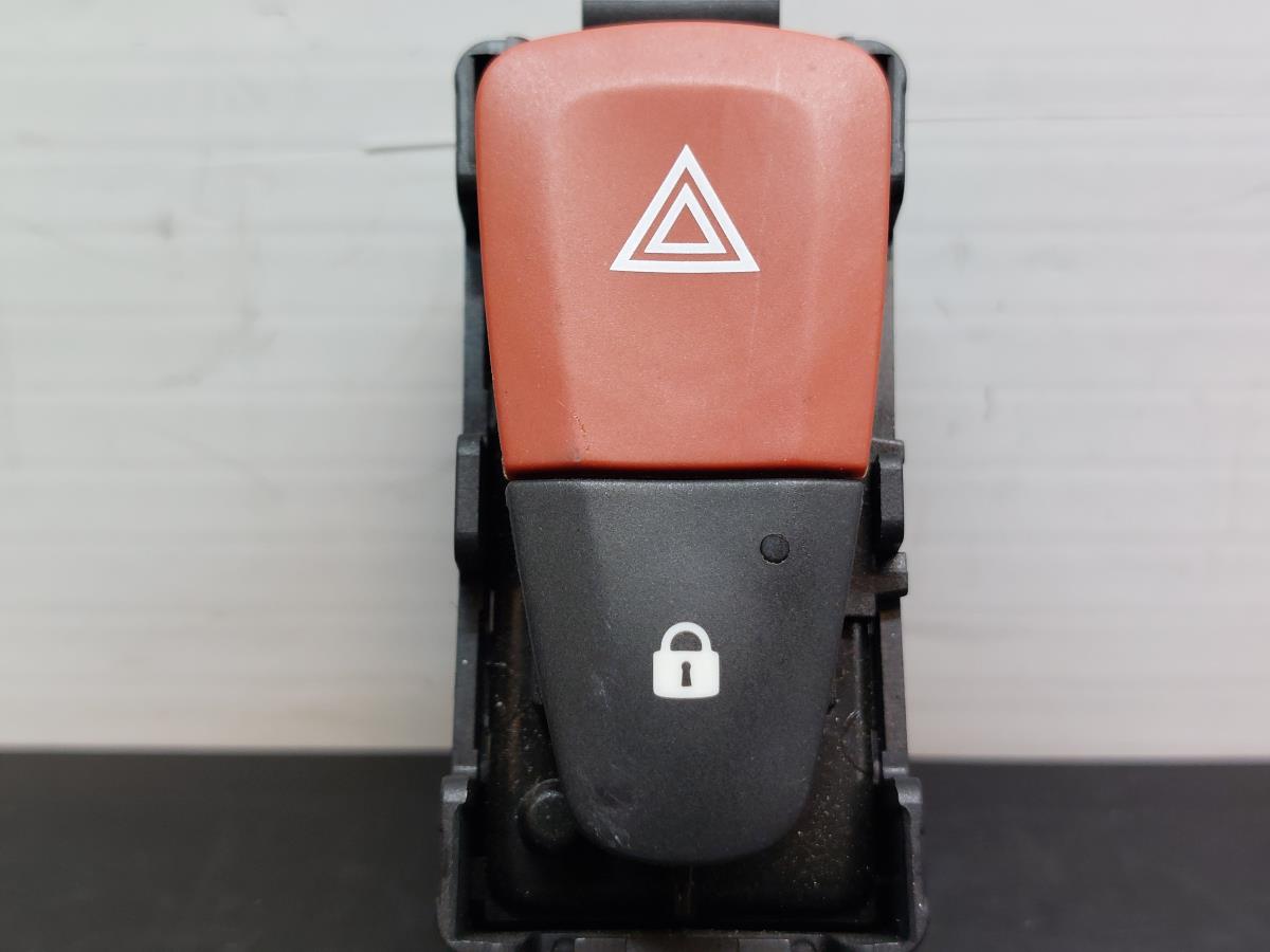 Warning Switch RENAULT Megane III (BZ0_) Imagem-1