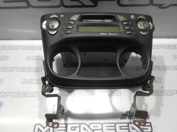Rádio / auto-rádio NISSAN Almera II Sedan (N16)