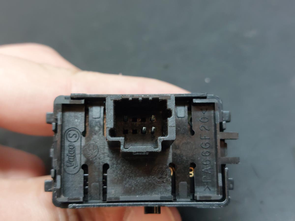 Right Front window control RENAULT Megane III (BZ0_) Imagem-3