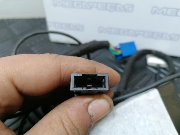 Módulo USB / AUX / IPOD VOLKSWAGEN Golf V (1K1) Imagem-1