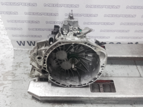 Caixa de velocidades manual RENAULT Laguna III (BT0/1) Imagem-1