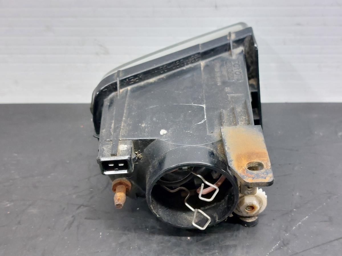 Left front fog light TOYOTA Avensis Sedan (_T22_) Imagem-3