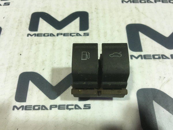 Botão / interruptor tampão de combustível VOLKSWAGEN Passat (3C2)