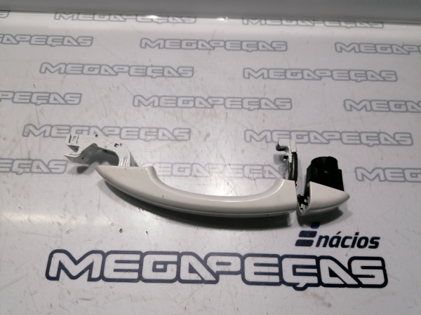 Puxador porta trás esquerdo AUDI Q5 (8R)