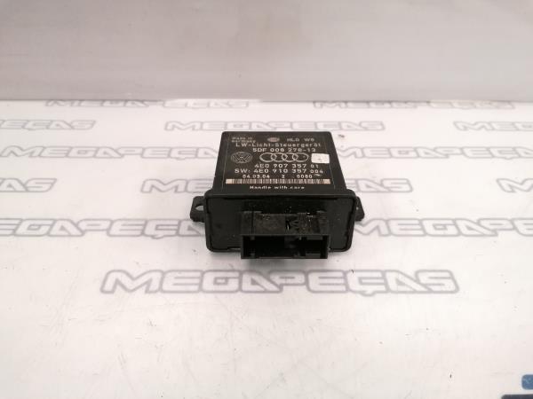 Calculateur d'éclairage AUDI A8 (4E_)