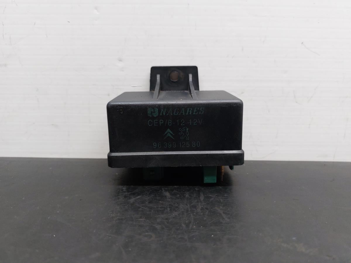 Caja Precalentamiento  CITROËN C5 I (DC_)