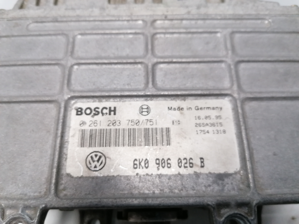 Centralina motor / ECU SEAT Ibiza II (6K1) Imagem-1