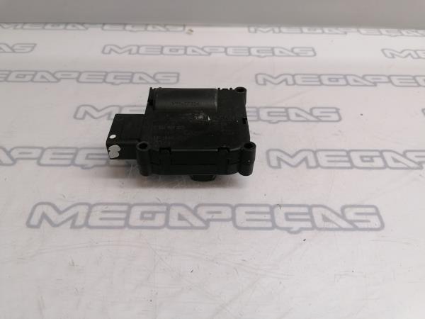 Moteur de volet de chauffage AUDI A8 (4E_)