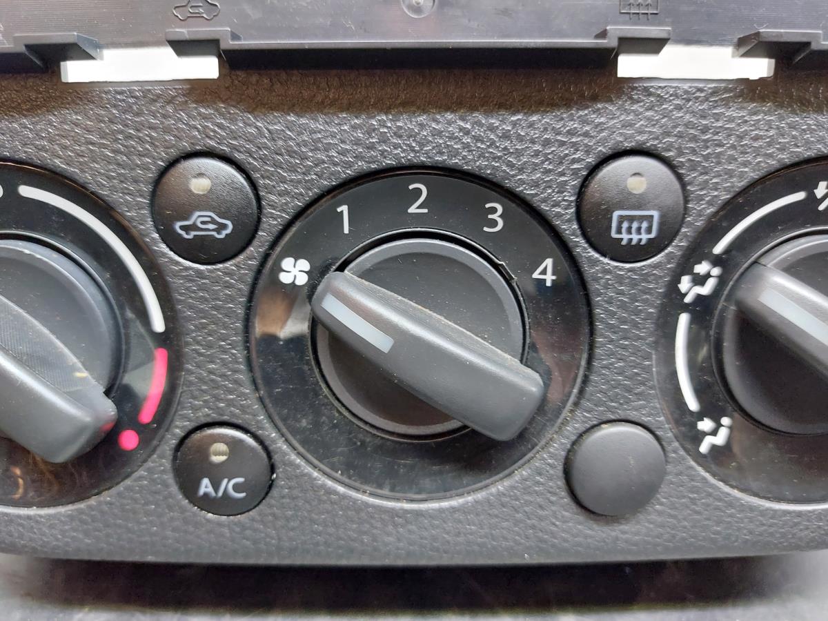 Mando climatizador SUZUKI Swift III (MZ, EZ) Imagem-2