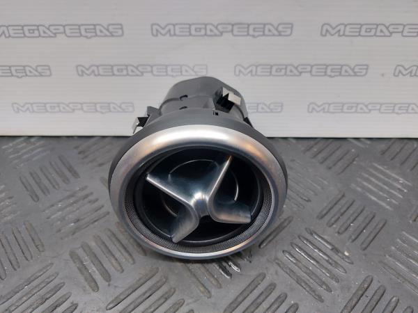Difusor / saída de ar MERCEDES-BENZ Classe A (W176) Imagem-1