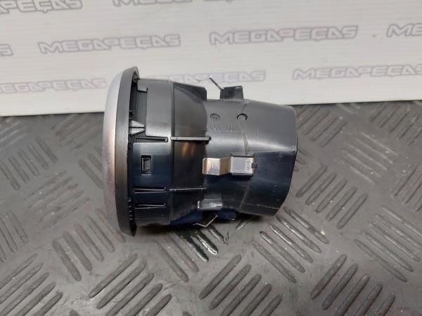 Difusor / saída de ar MERCEDES-BENZ Classe A (W176) Imagem-3