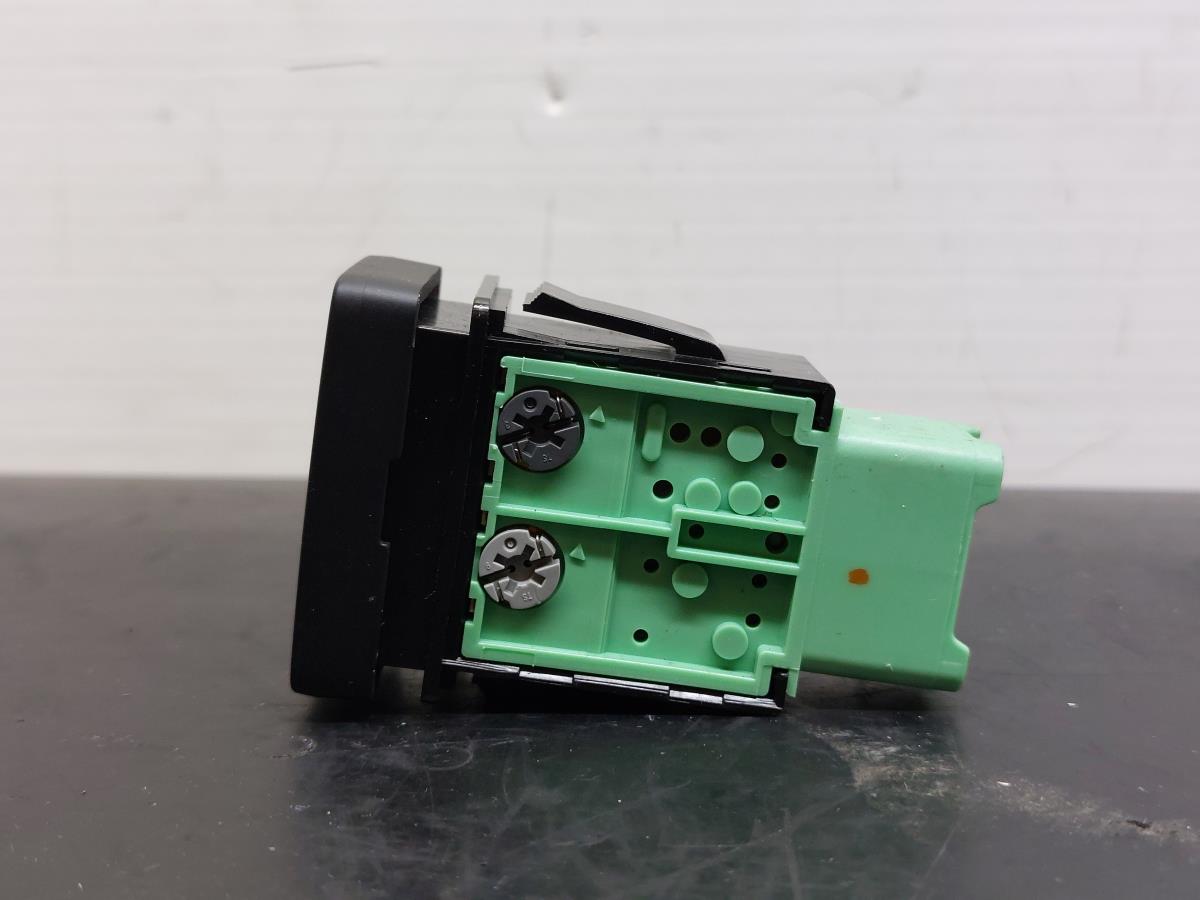 Comando / botão / interruptor multifunções SUZUKI Swift III (MZ, EZ) Imagem-1