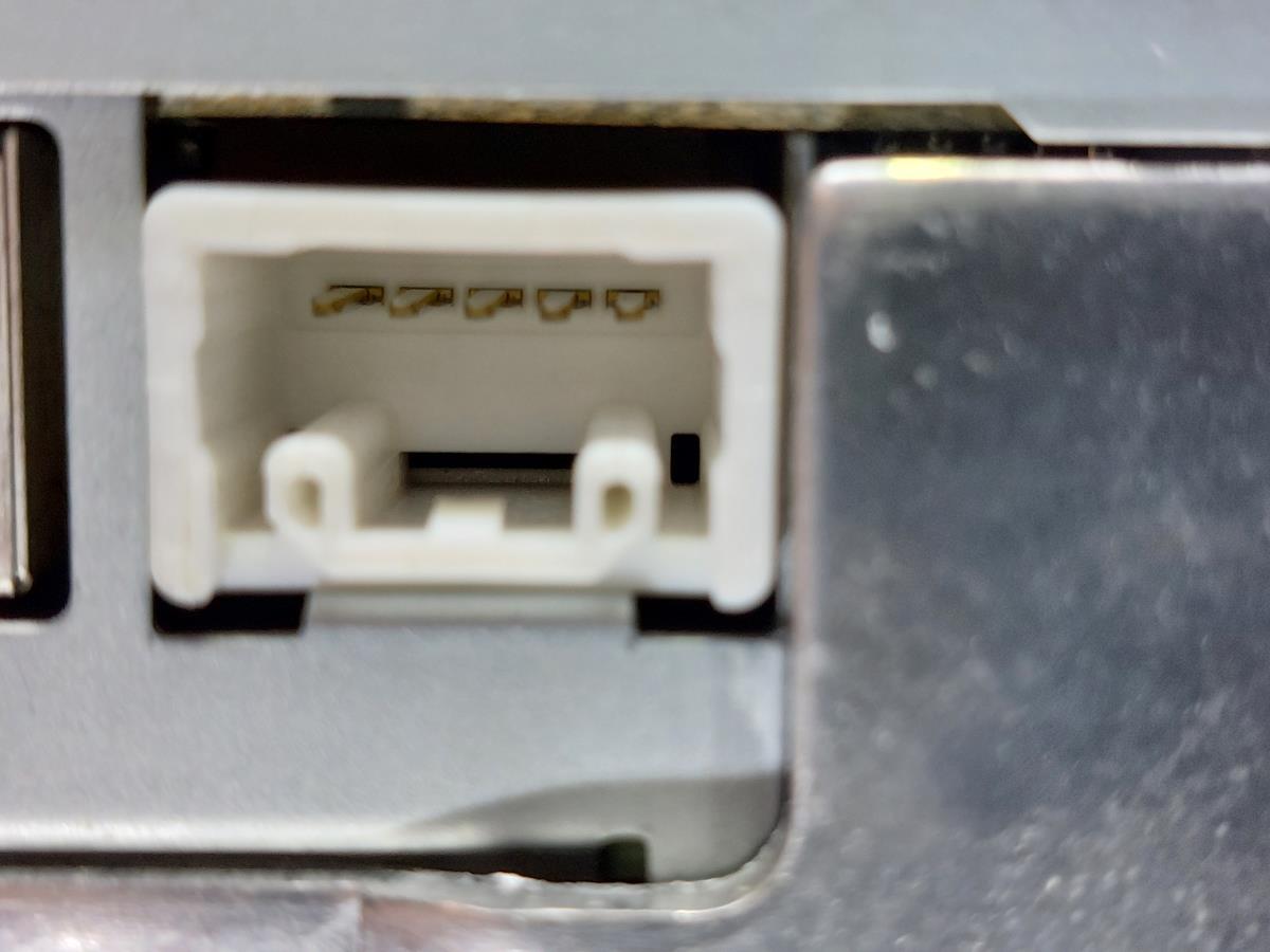 Rádio / auto-rádio SUZUKI Swift III (MZ, EZ) Imagem-7