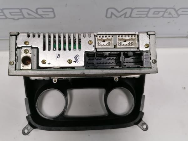 Rádio / auto-rádio NISSAN Almera II Sedan (N16) Imagem-2