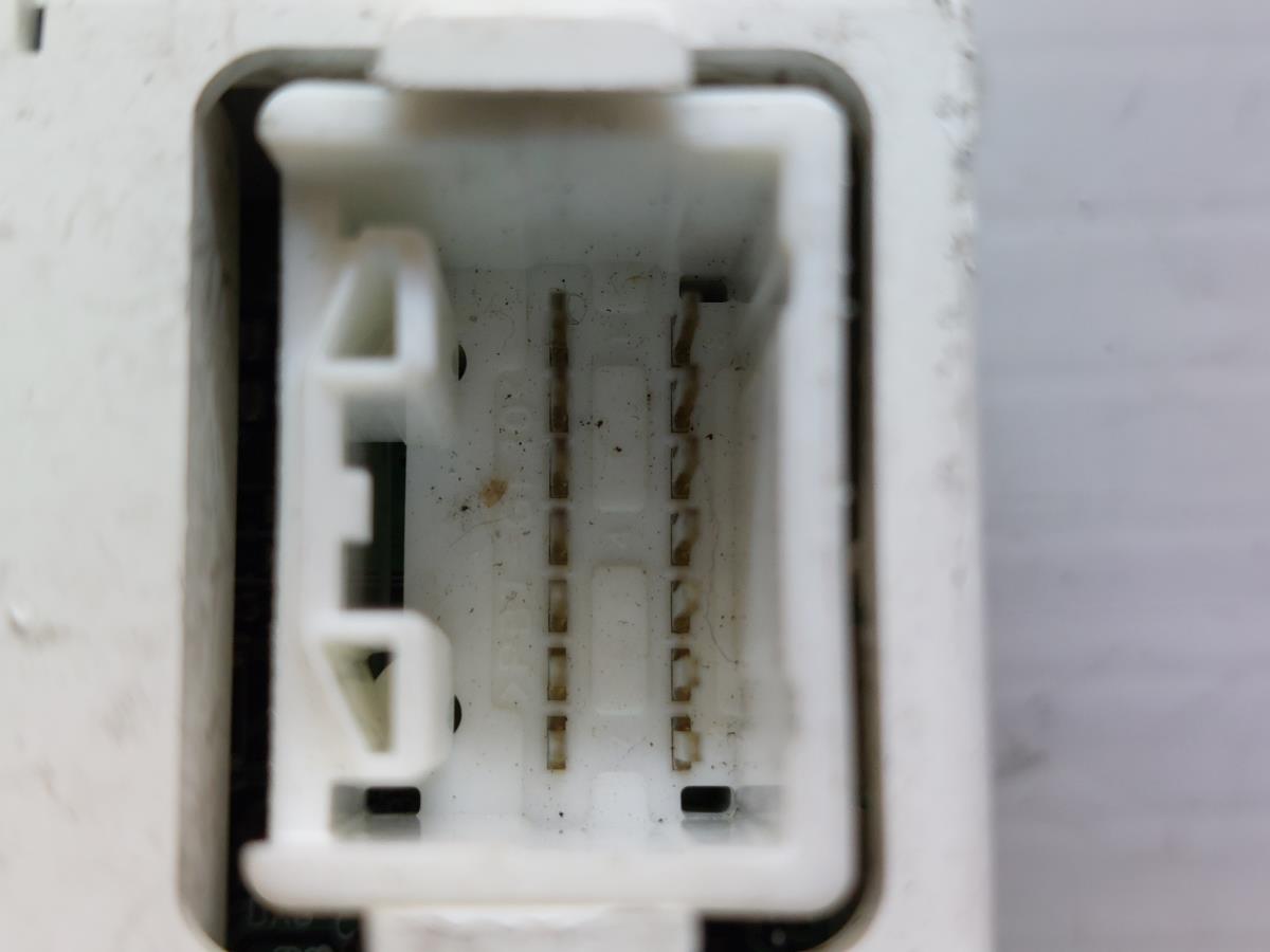 Caixa fusíveis / SAM / BSI SUZUKI Swift III (MZ, EZ) Imagem-3