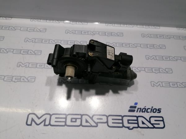 Motore alzacristallo anteriore destro AUDI A4 (8D2, B5) Imagem-1