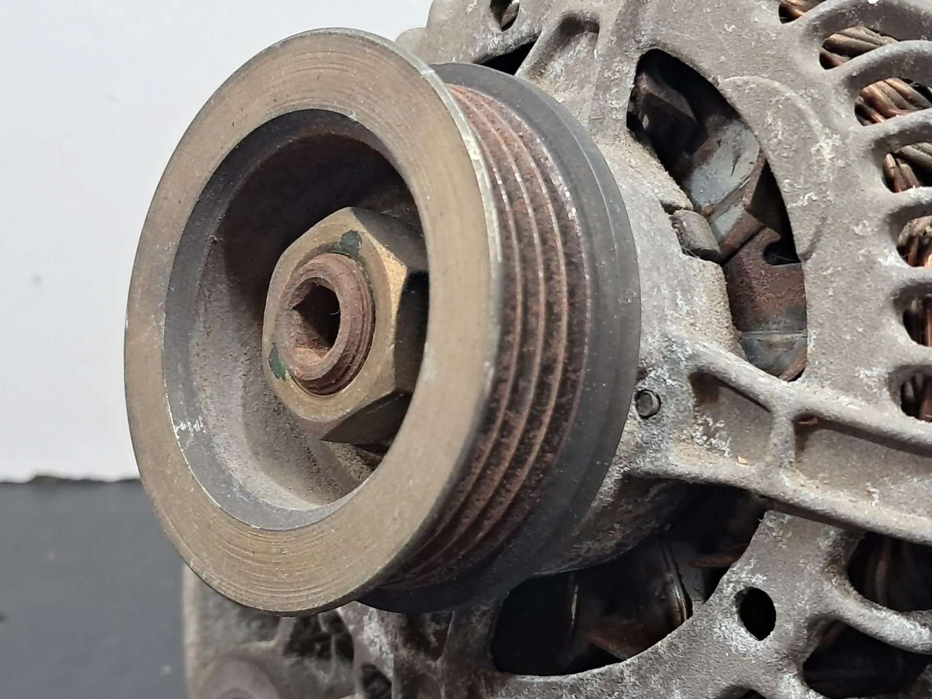 Alternador FIAT Punto (188_) Imagem-1