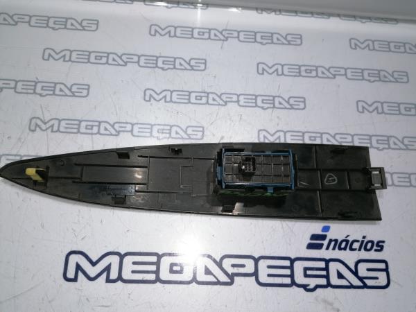 Comando / interruttore alzacristallo anteriore destro TOYOTA Avensis Wagon (_T27_) Imagem-1