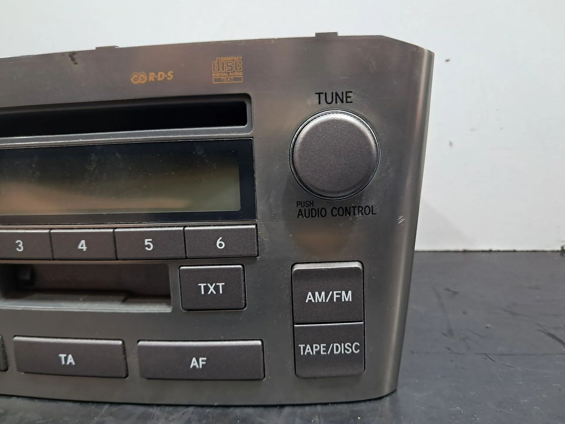 Rádio / auto-rádio TOYOTA Avensis Liftback (_T25_) Imagem-4