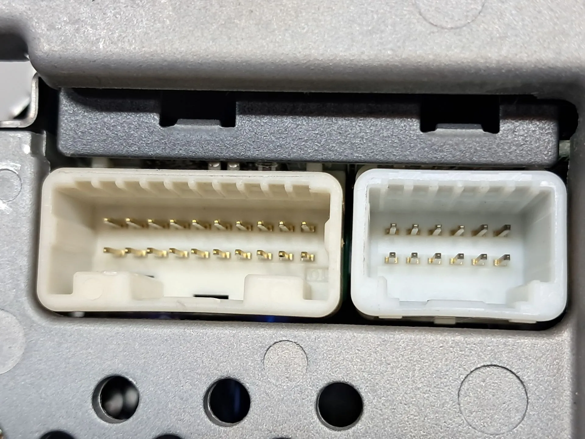 Rádio / auto-rádio TOYOTA Avensis Liftback (_T25_) Imagem-9