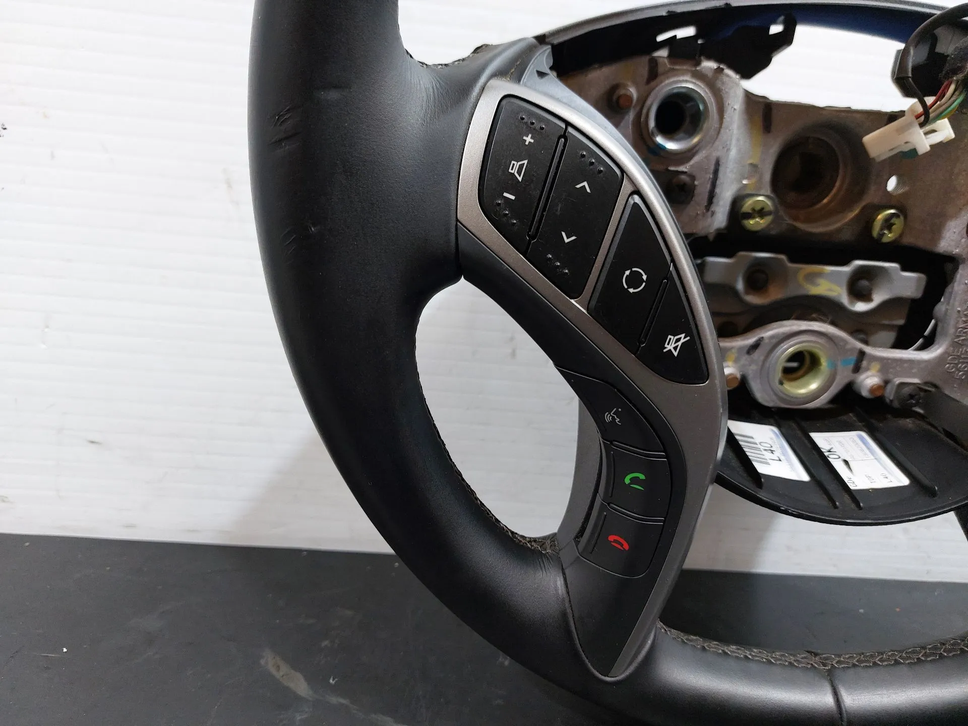 Volante HYUNDAI i30 (GD) Imagem-2