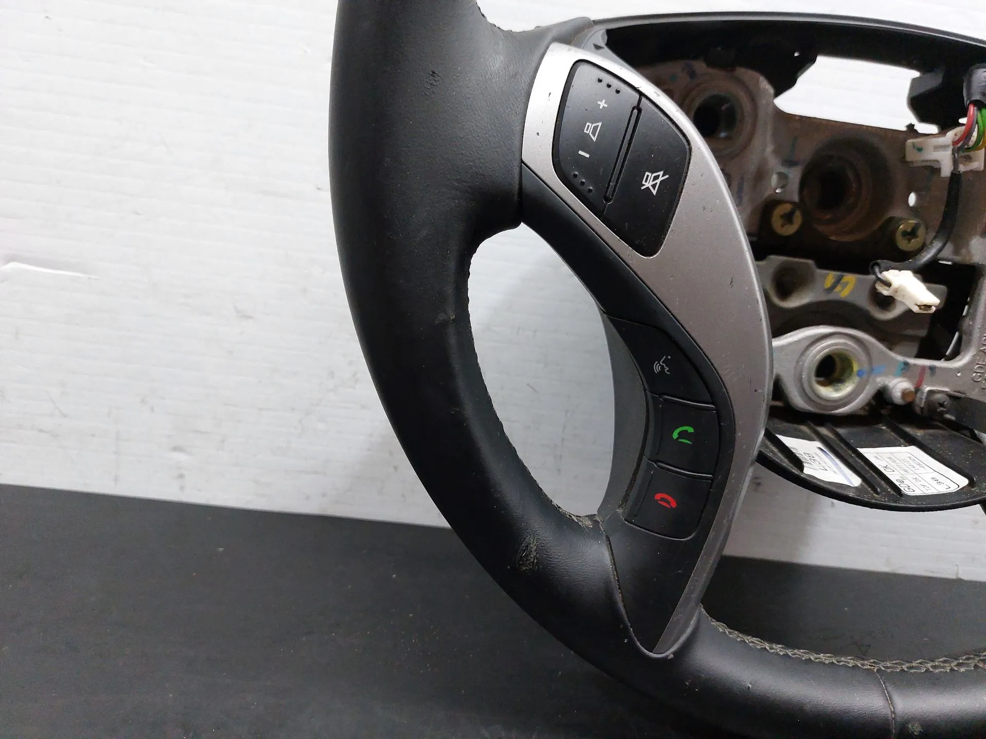 Volante HYUNDAI i30 CW (GD) Imagem-2