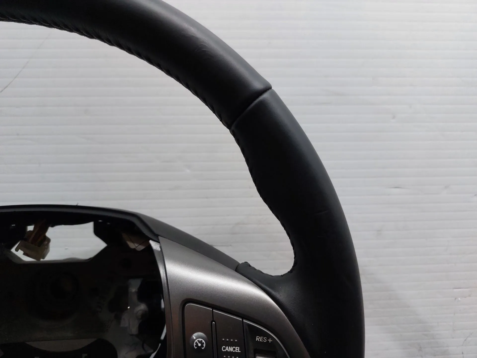 Volante HYUNDAI ix35 (LM, EL, ELH) Imagem-7