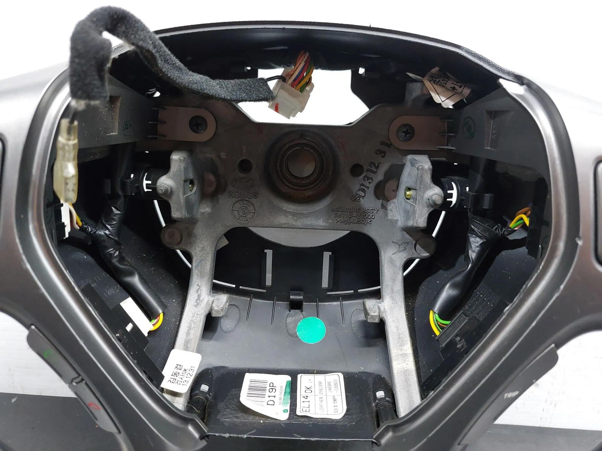 Volante HYUNDAI ix35 (LM, EL, ELH) Imagem-10