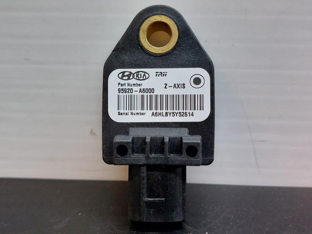 Sensor airbag Delantero Derecho HYUNDAI i30 (GD)