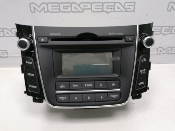 Rádio / auto-rádio HYUNDAI i30 (GD)