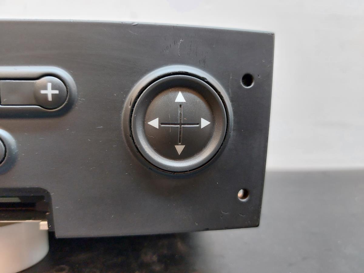 Rádio / auto-rádio RENAULT Megane II CC (EM0/1_) Imagem-3