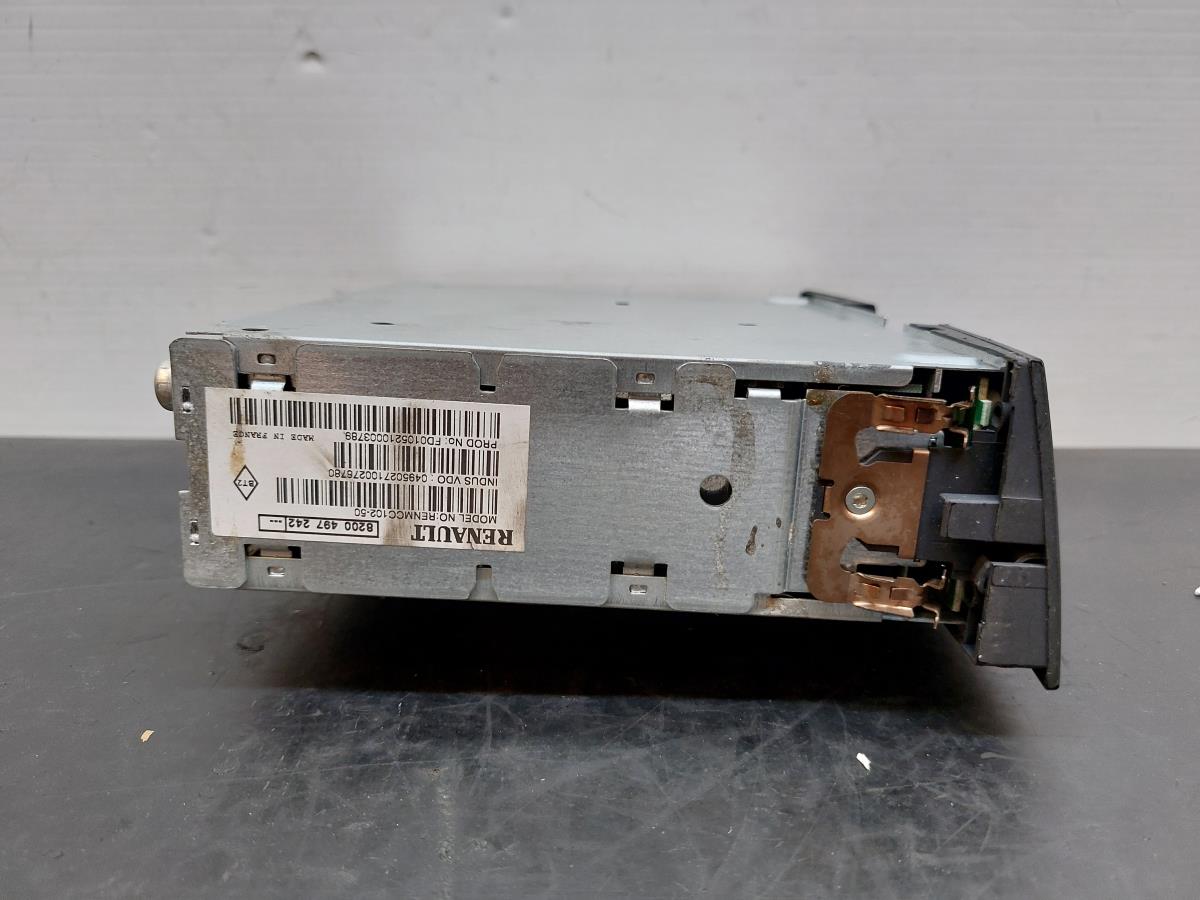 Rádio / auto-rádio RENAULT Megane II CC (EM0/1_) Imagem-7