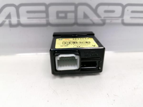 Módulo USB / AUX / IPOD HYUNDAI i40 CW (VF) Imagem-1