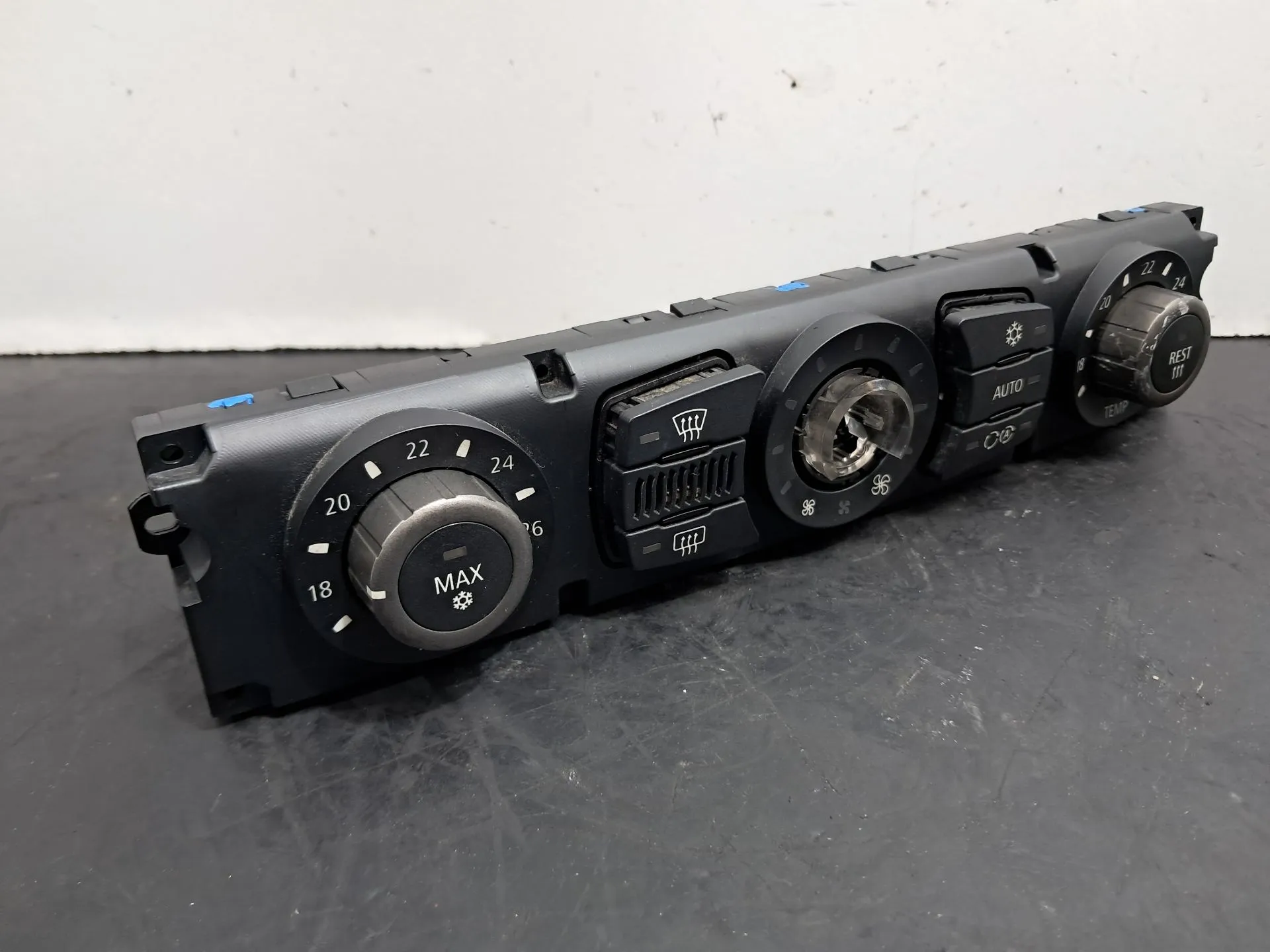 Commande chauffage BMW 5 (E60)